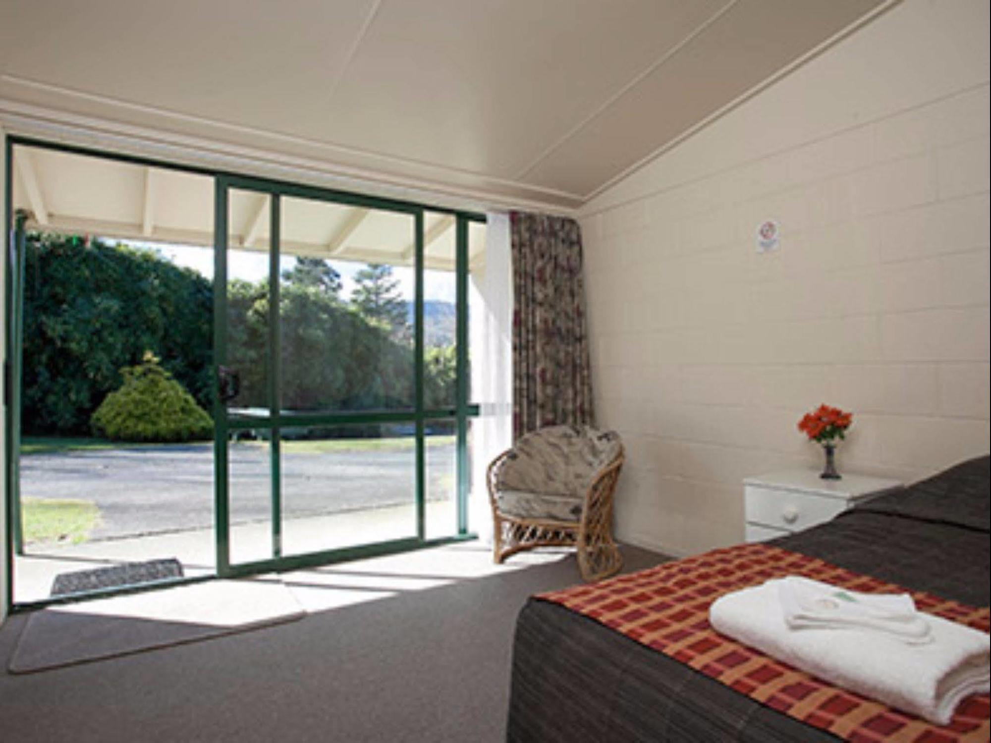 Opal Hot Springs & Holiday Park Okauia 외부 사진